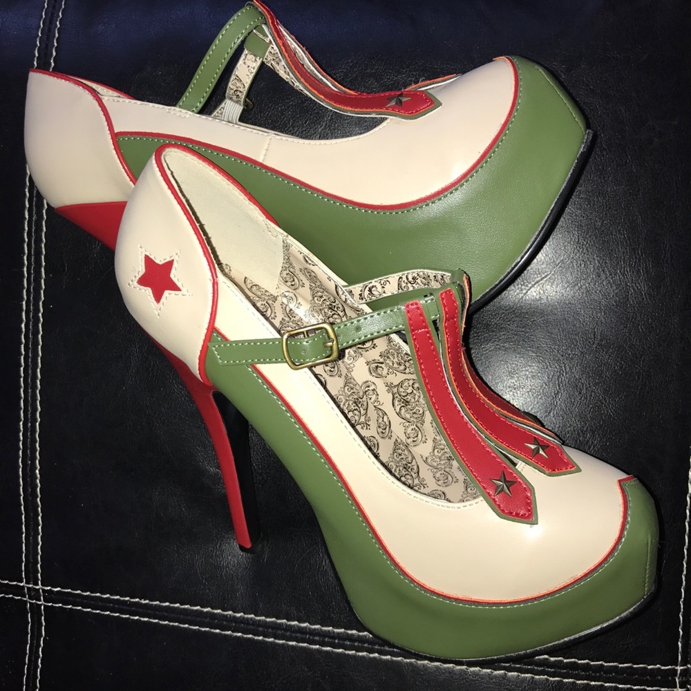 Bordello Teeze platform stilettos